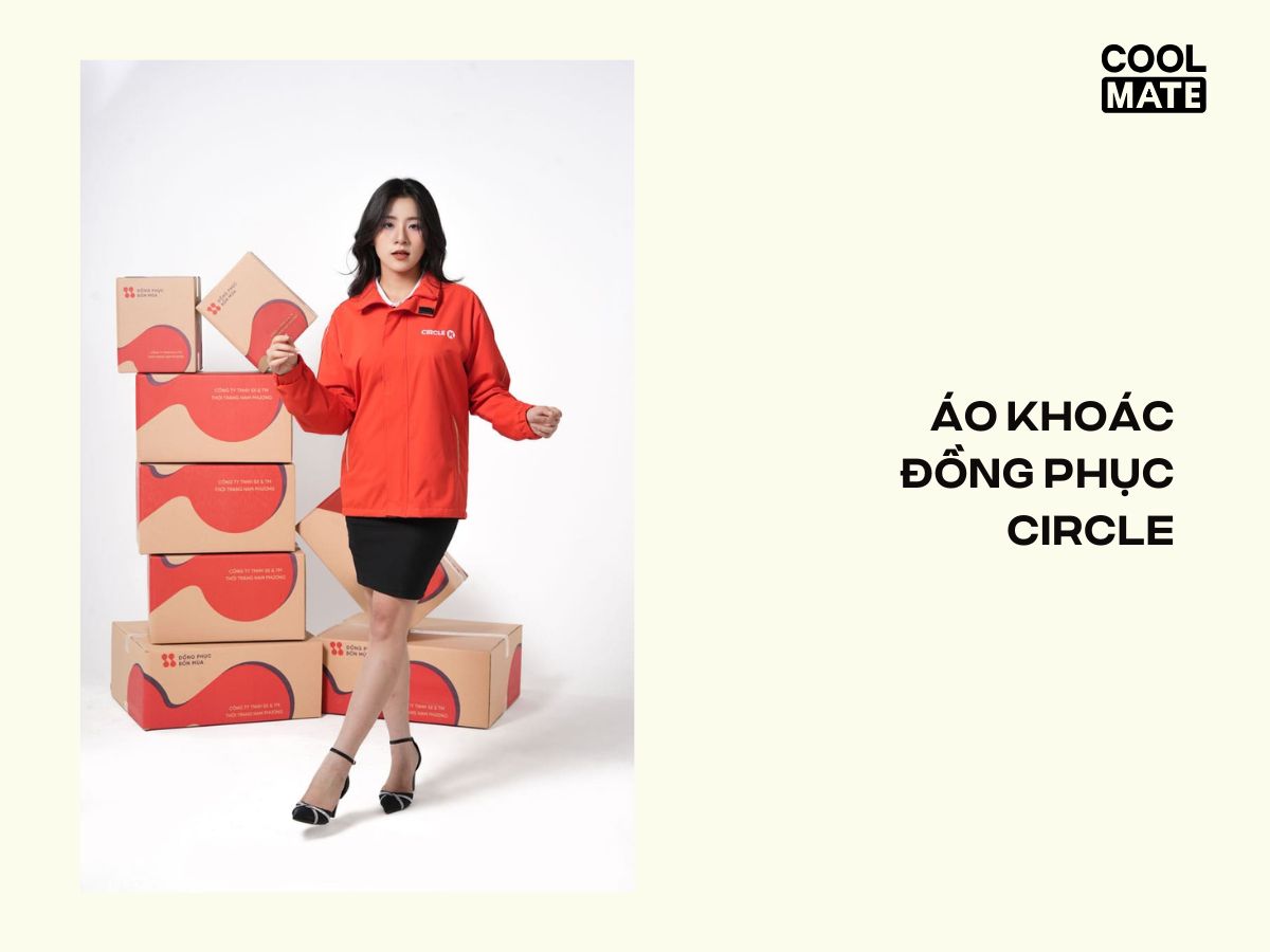 Áo khoác đồng phục Circle K có màu đỏ nổi bật