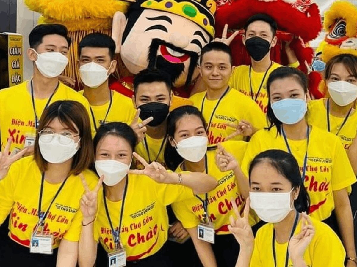 Đồng phục cho nhân viên tư vấn, bán hàng