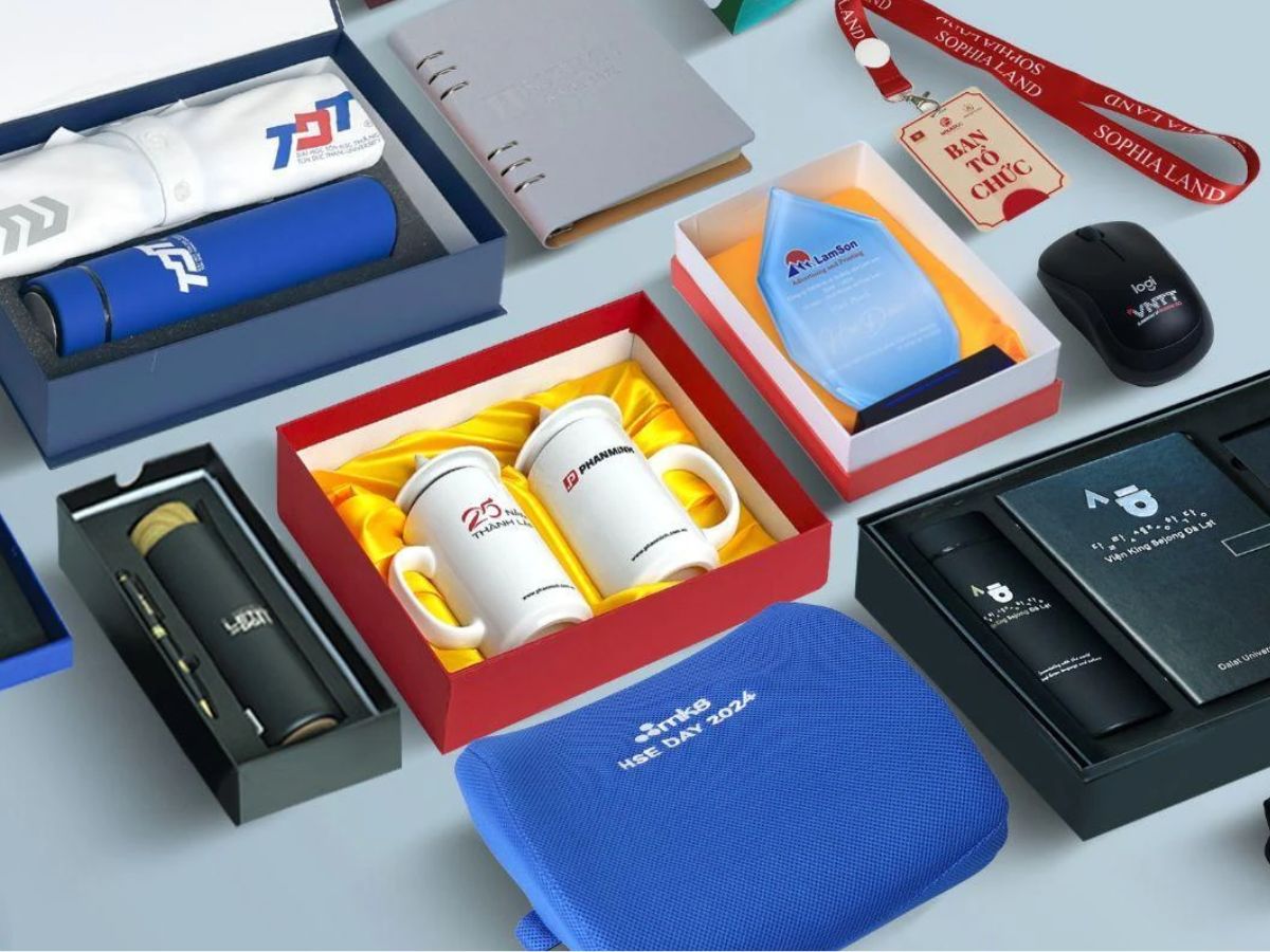 Quà tặng doanh nghiệp là một phần không thể thiếu trong chiến lược marketing và xây dựng thương hiệu