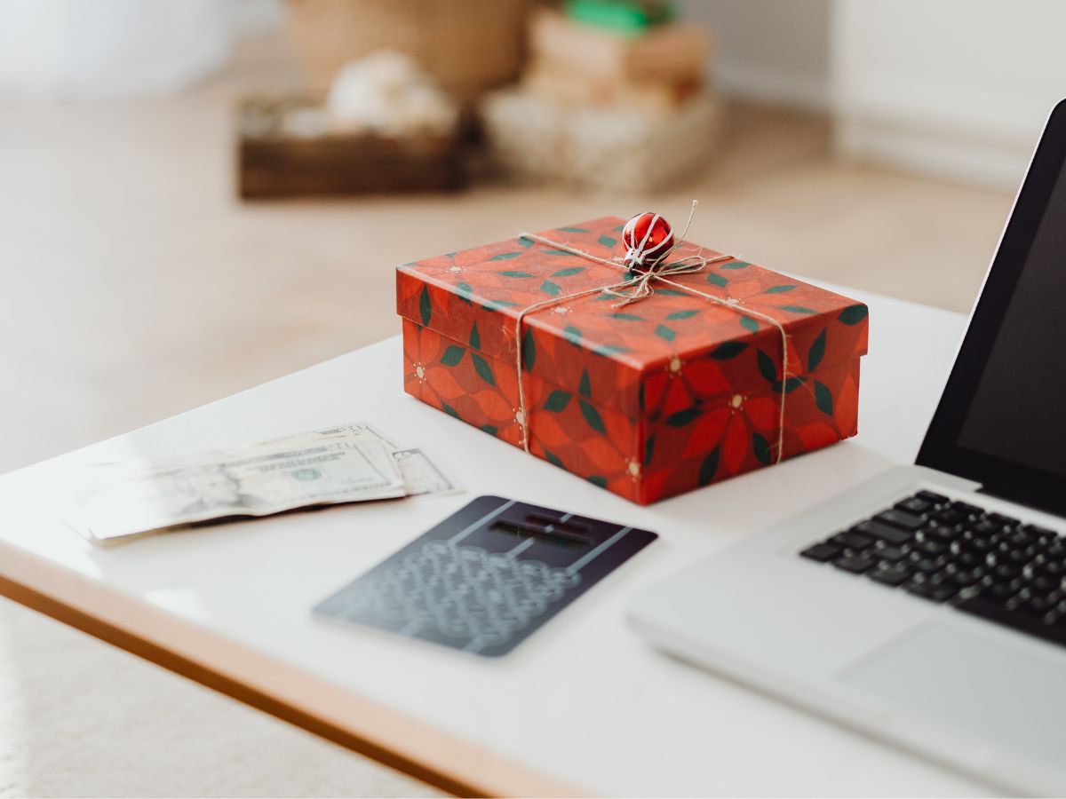 Quà tặng cần được chuẩn bị nhanh chóng, gọn nhẹ