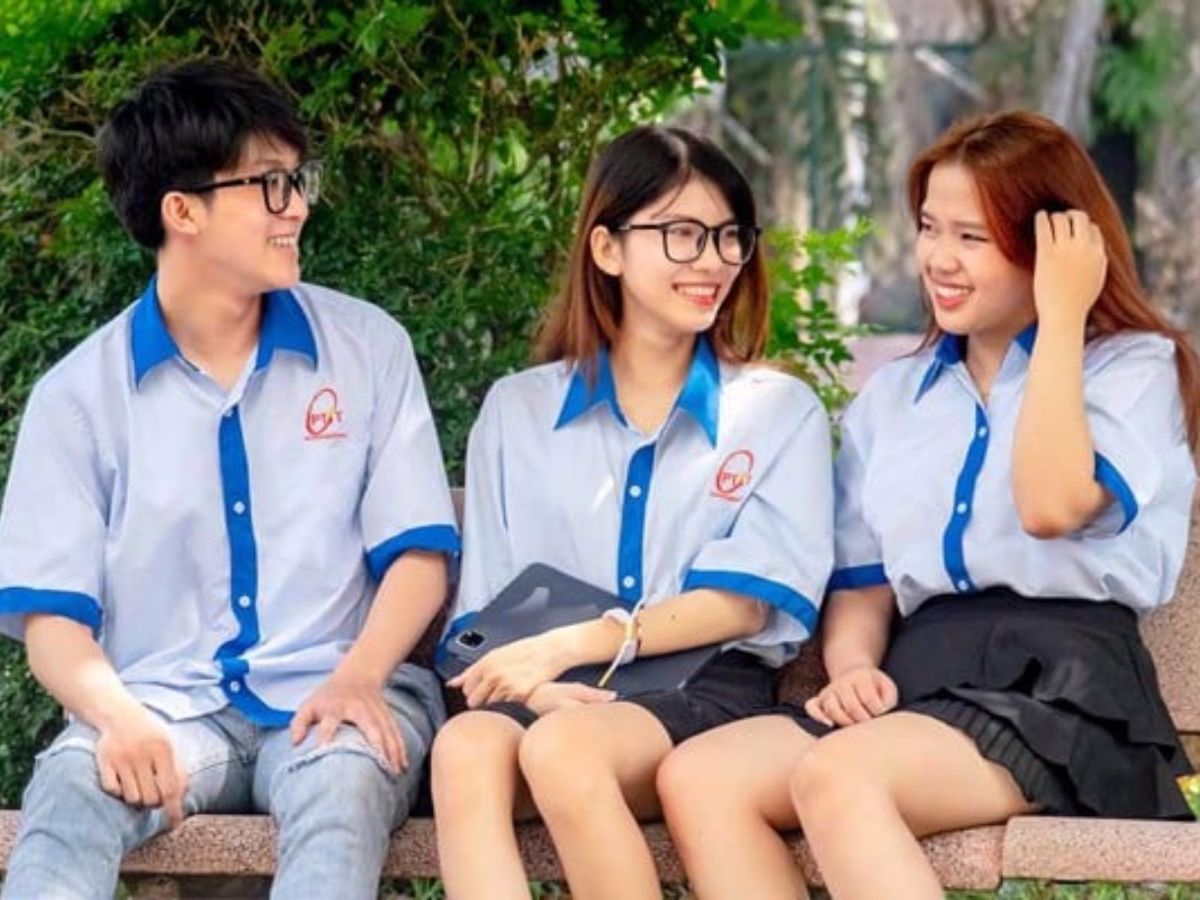 Đồng Phục PTIT Có Gì Mà Hút Đến Thế Sơ Lược Tổng Quan