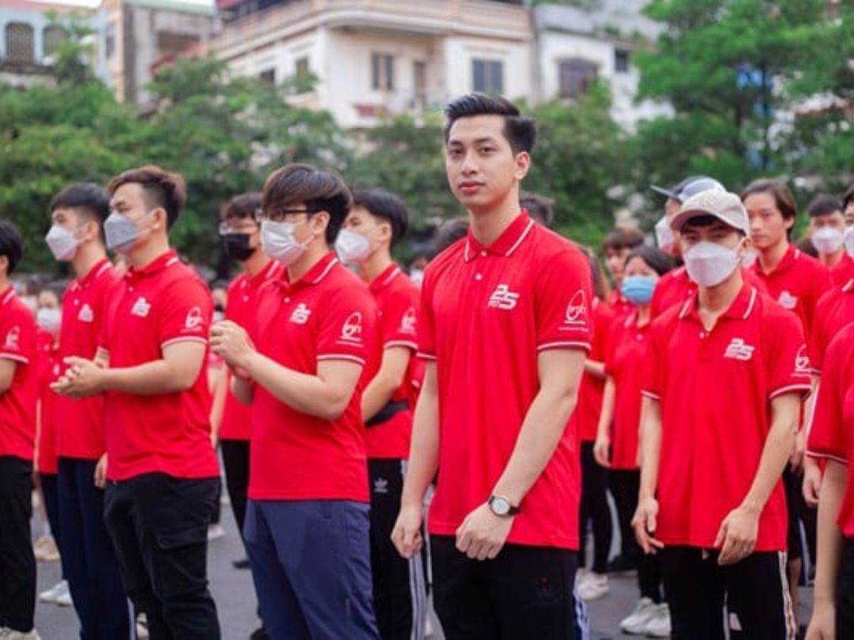 Đánh Lừa Thị Giác Với Đồng Phục Mẹo Hack Dáng Thần Sầu