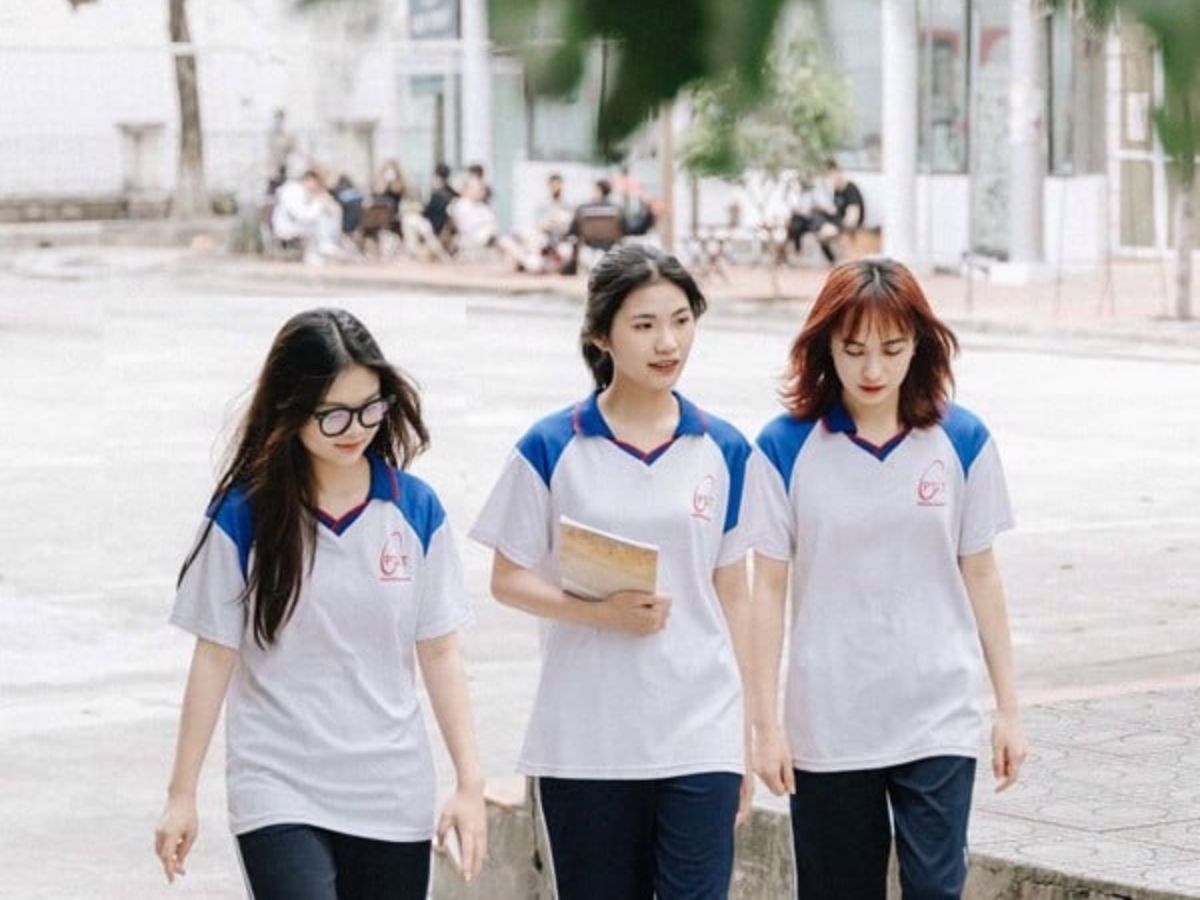 Đồng Phục Thể Dục PTIT Thoải Mái Tối Đa Cho Mọi Hoạt Động