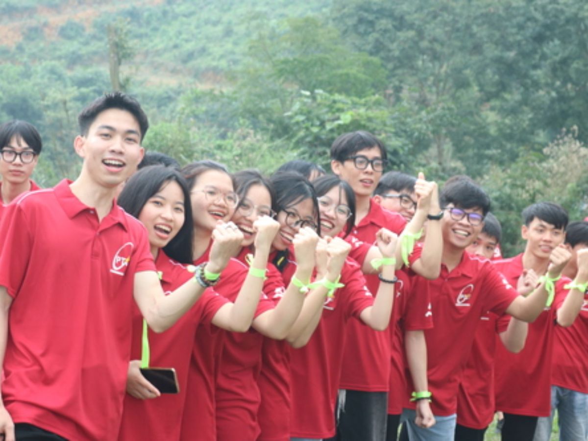 Giải Mã Các Chất Liệu Phổ Biến Thoải Mái Hay Bền Bỉ