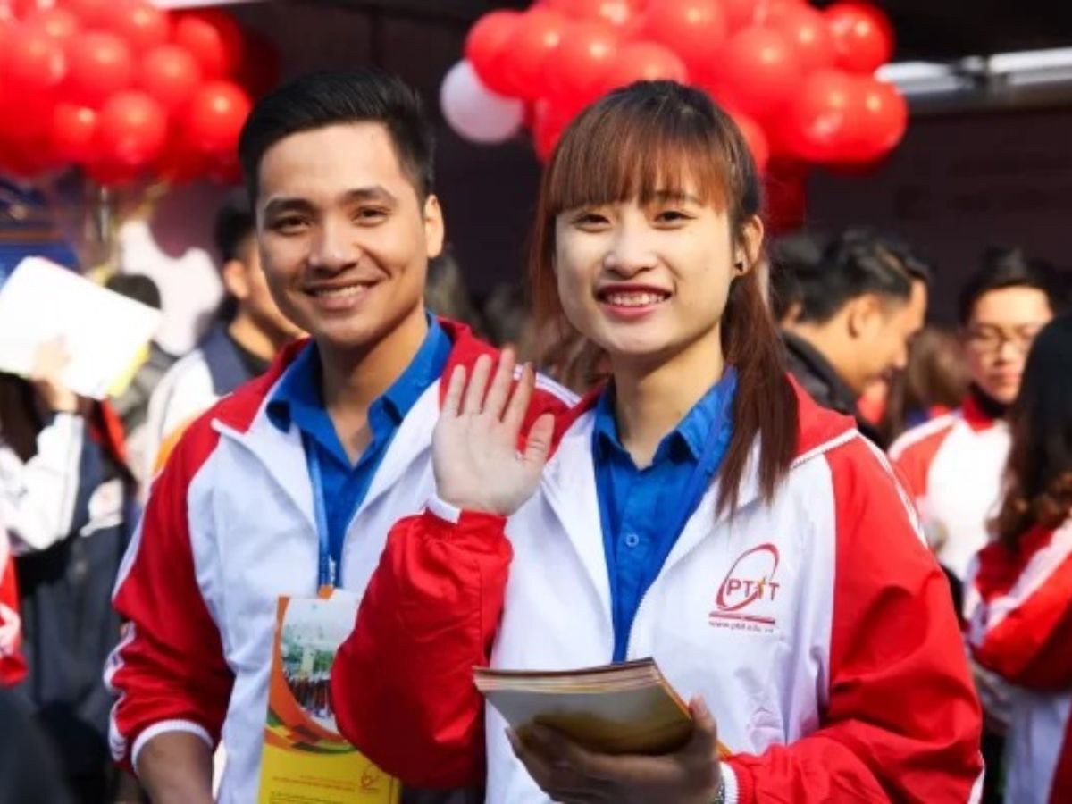 Bảo Quản Đồng Phục PTIT Luôn Bền Đẹp Như Mới Mẹo Từ Coolmate