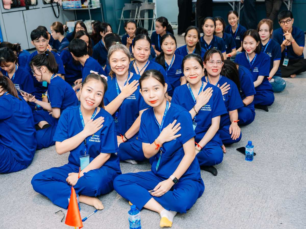 Đồng phục sơ mi tại Long Châu