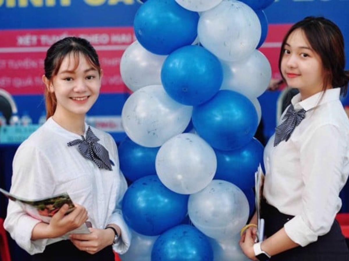 Giá trị của chiếc áo đồng phục